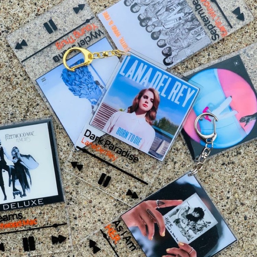 Music Keychains  (HANDCRAFTED) - Picture 3 of 4